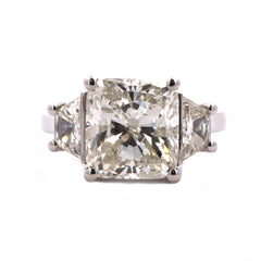 Trilogy Ring with Trapezoid 4.17ct Radiant Shape with Diamonds WGI Certified