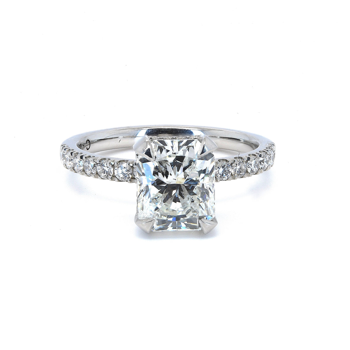 Radiant Cut Engagement Ring 2.07ct in Platinum 950